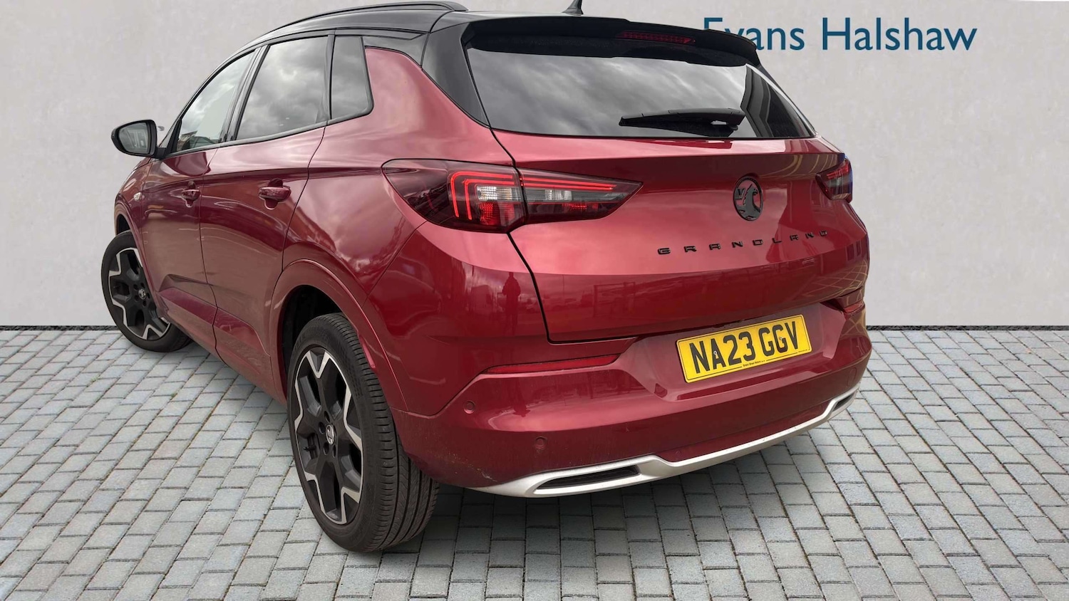 Used Vauxhall Grandland 2023 for sale - 78089806: Photo 3
