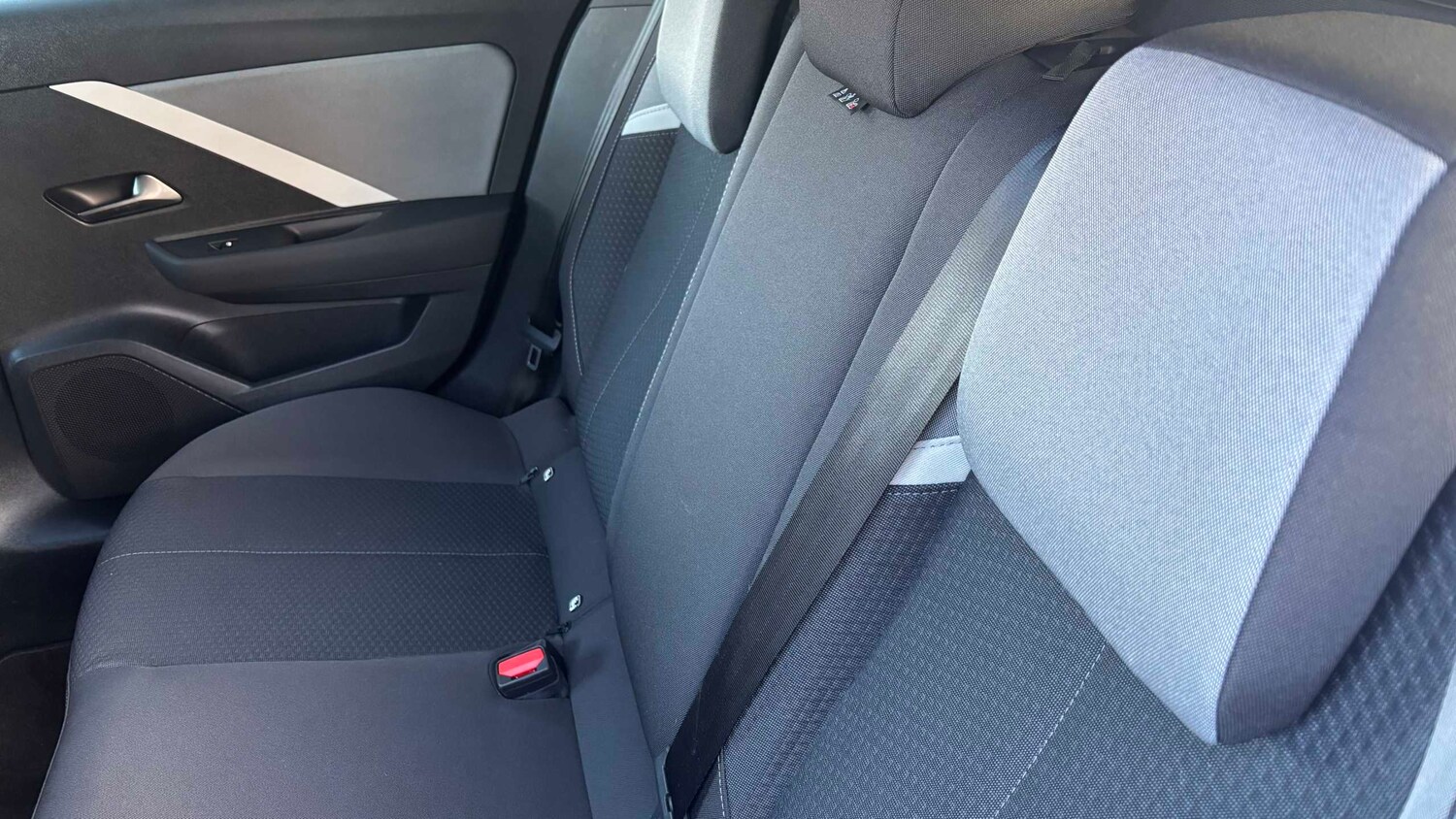 Used Vauxhall Astra for sale - 77860049: Photo 18