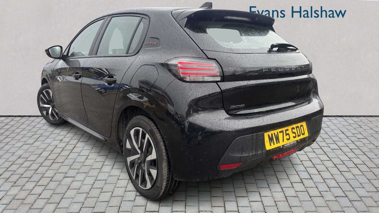 Used Peugeot 208 for sale - 77861549: Photo 3