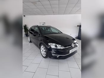 Used Volkswagen Golf 2018 for sale - 79692233: Photo