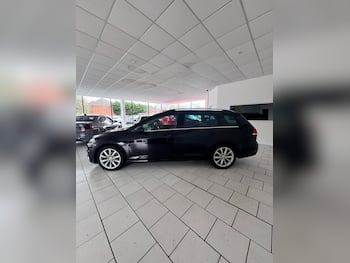 Used Volkswagen Golf 2018 for sale - 79692233: Photo