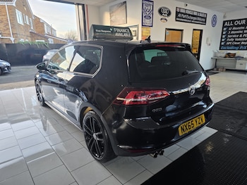 Used Volkswagen Golf 2015 for sale - 77164857: Photo