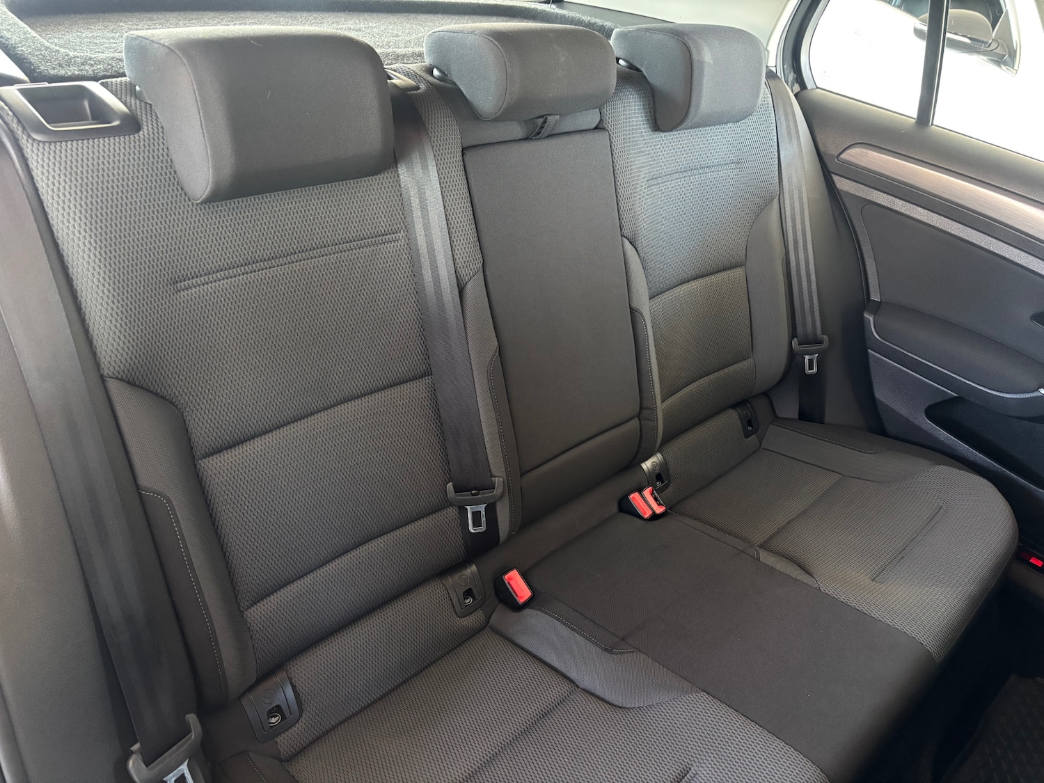 Used Volkswagen Golf 2018 for sale - 78118097: Photo 11