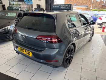 Used Volkswagen Golf 2017 for sale - 74732436: Photo