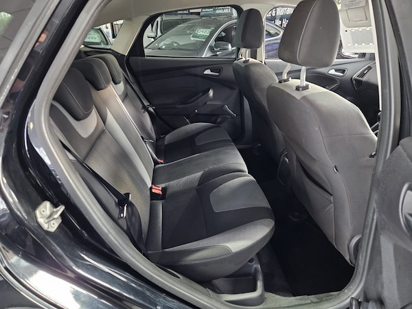 Used Ford Focus 2013 for sale - 74168377: Photo 11