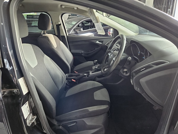 Used Ford Focus 2013 for sale - 74168377: Photo 9