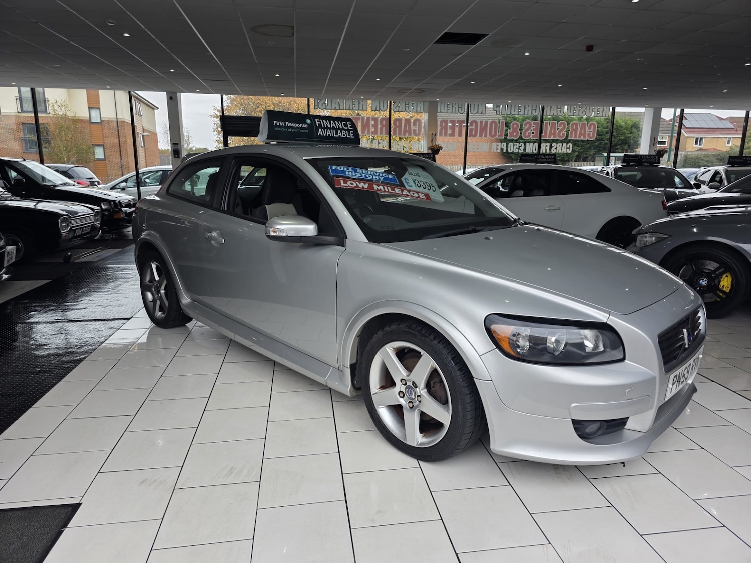 Used Volvo C30 2009 for sale - 76347427: Photo 1