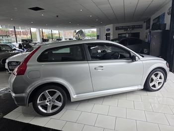 Used Volvo C30 2009 for sale - 76347427: Photo