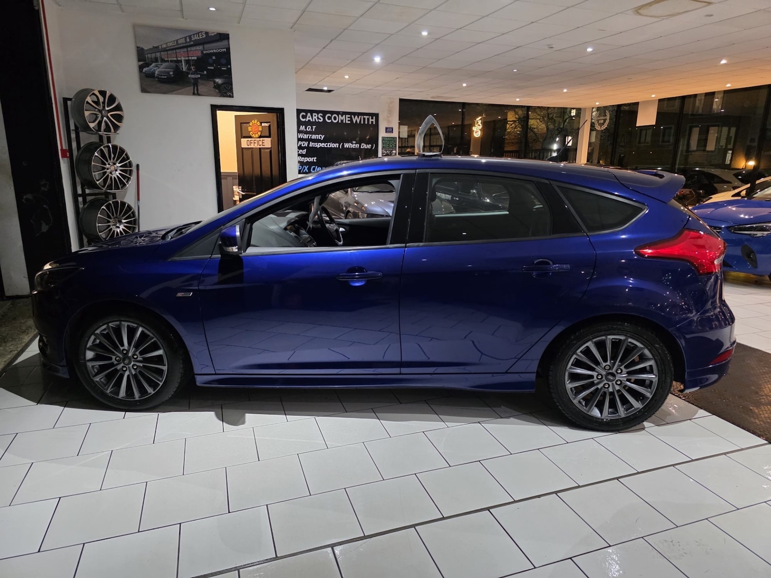 Used Ford Focus 2017 for sale - 76941327: Photo 8
