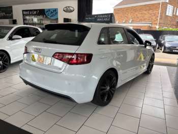 2015 (64) - 2.0 TDI S Line 5-Door