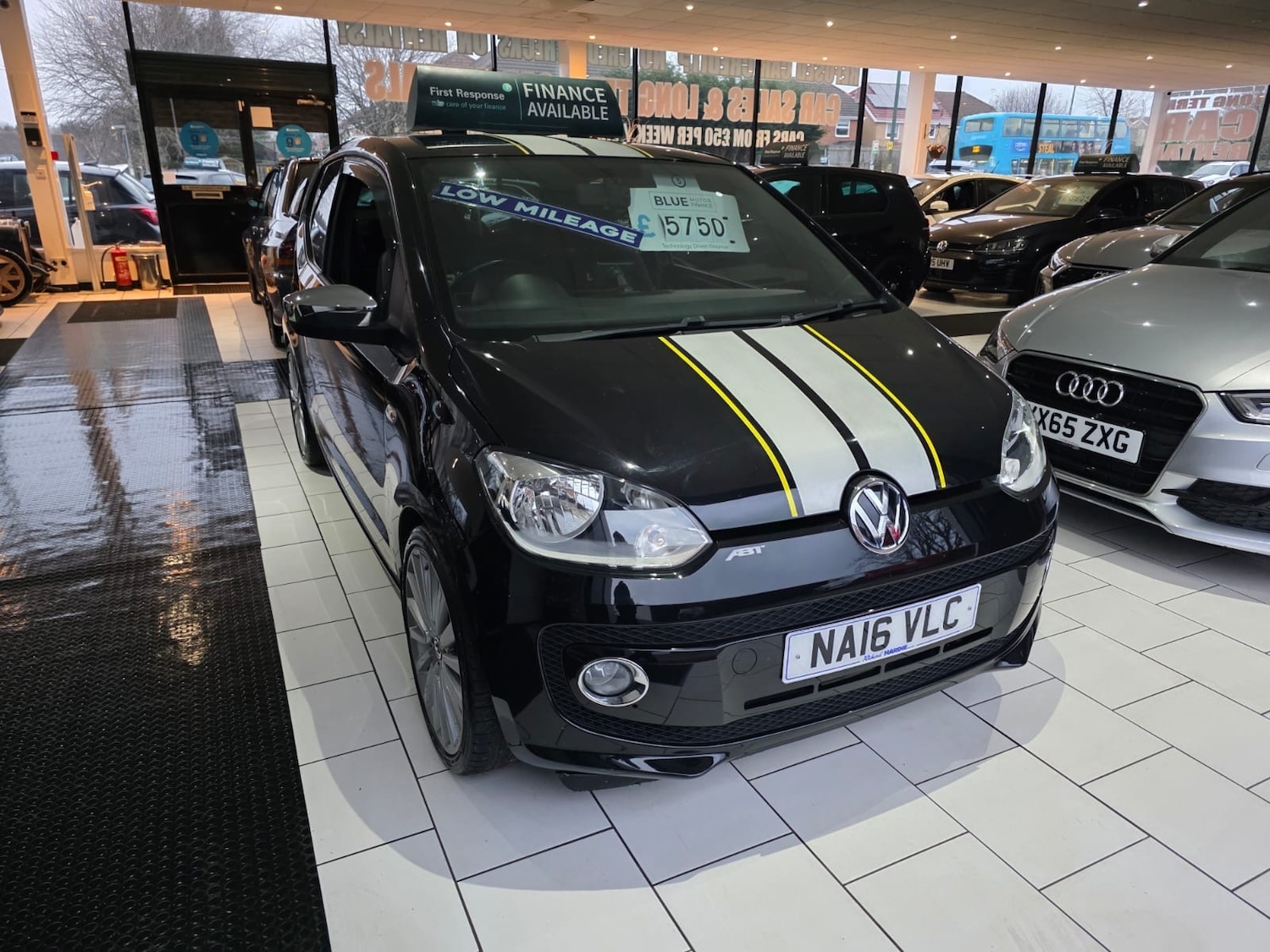 Used Volkswagen up! 2016 for sale - 77428372: Photo 6
