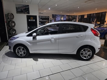 Used Ford Fiesta 2015 for sale - 77006287: Photo