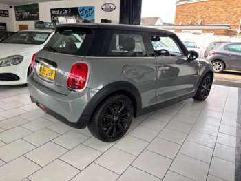 Used MINI Hatch 2019 for sale - 74340628: Photo