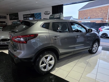 Used Nissan Qashqai 2018 for sale - 76605986: Photo