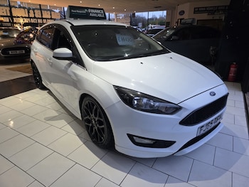 Used Ford Focus 2015 for sale - 77018957: Photo