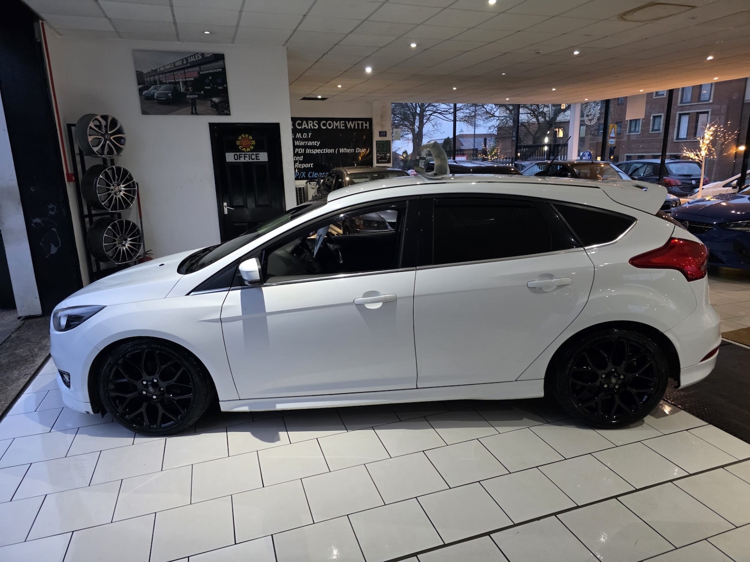 Used Ford Focus 2015 for sale - 77018957: Photo 8