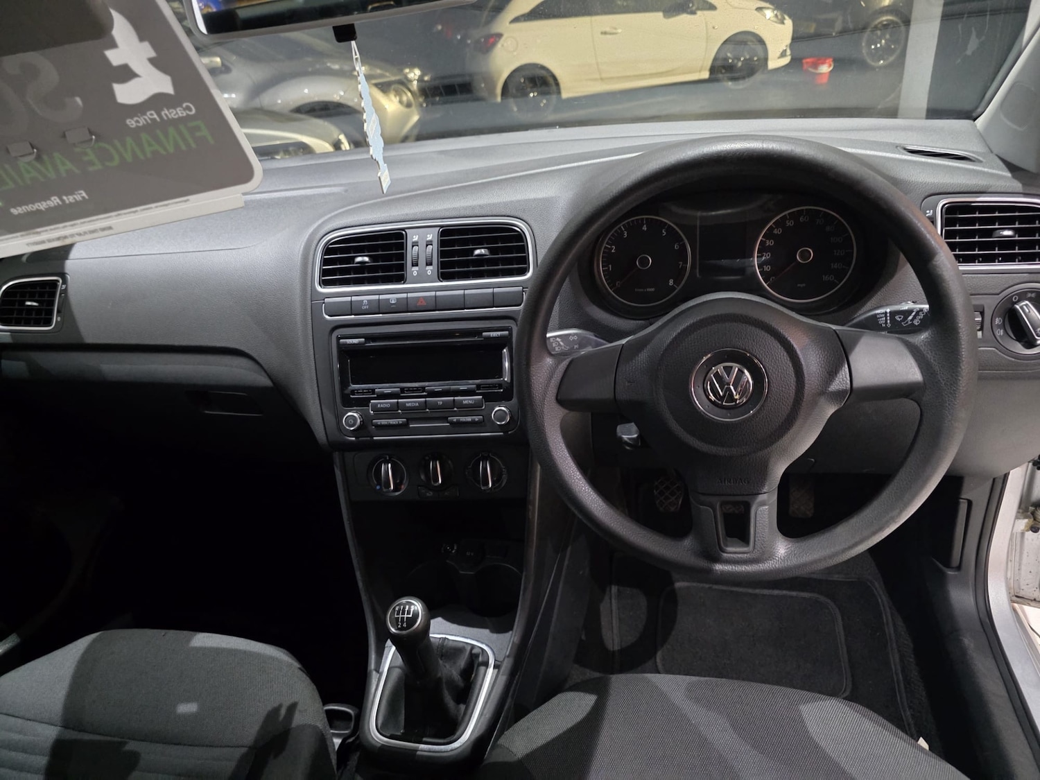 Used Volkswagen Polo 2011 for sale - 76536928: Photo 14
