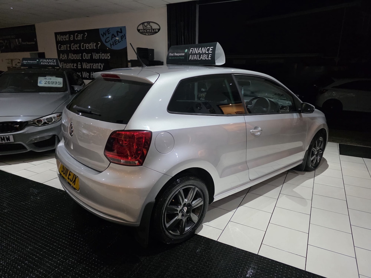 Used Volkswagen Polo 2011 for sale - 76536928: Photo 3