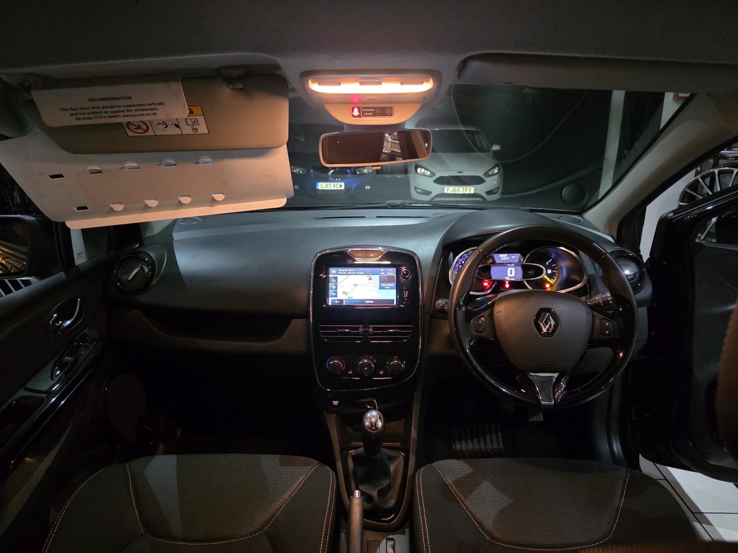 Used Renault Clio 2014 for sale - 77352154: Photo 10