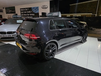 Used Volkswagen Golf 2015 for sale - 76987114: Photo