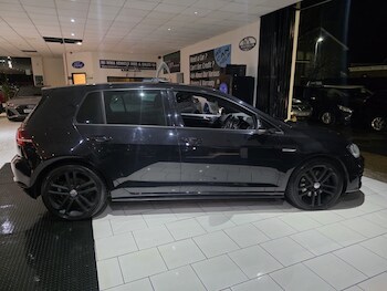 Used Volkswagen Golf 2015 for sale - 76987114: Photo