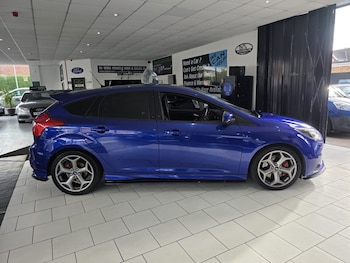 Used Ford Focus 2014 for sale - 75730606: Photo
