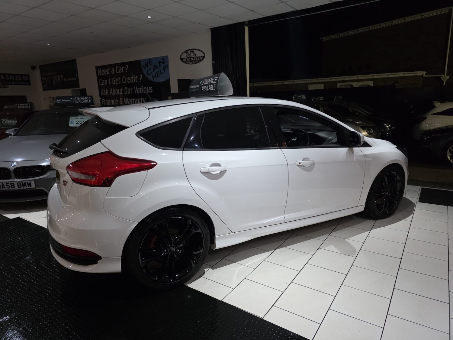 Used Ford Focus 2017 for sale - 76560215: Photo 3