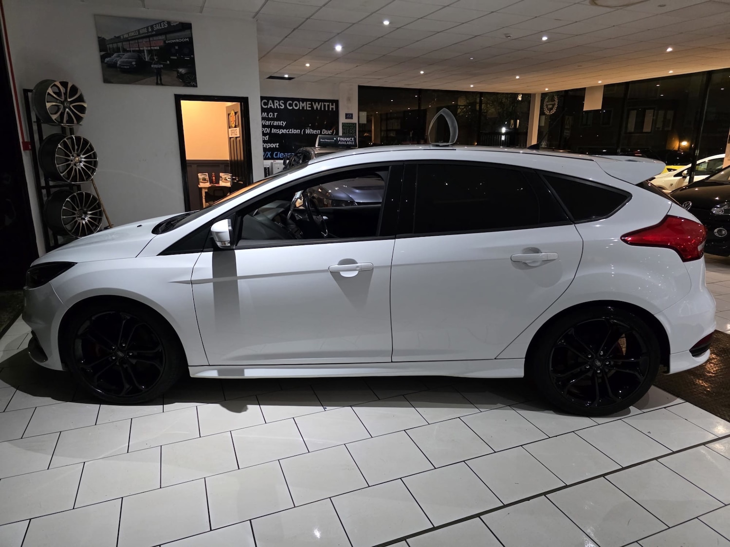Used Ford Focus 2017 for sale - 76560215: Photo 7