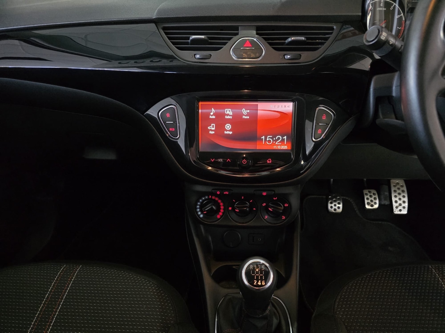 Used Vauxhall Corsa 2015 for sale - 76252659: Photo 15