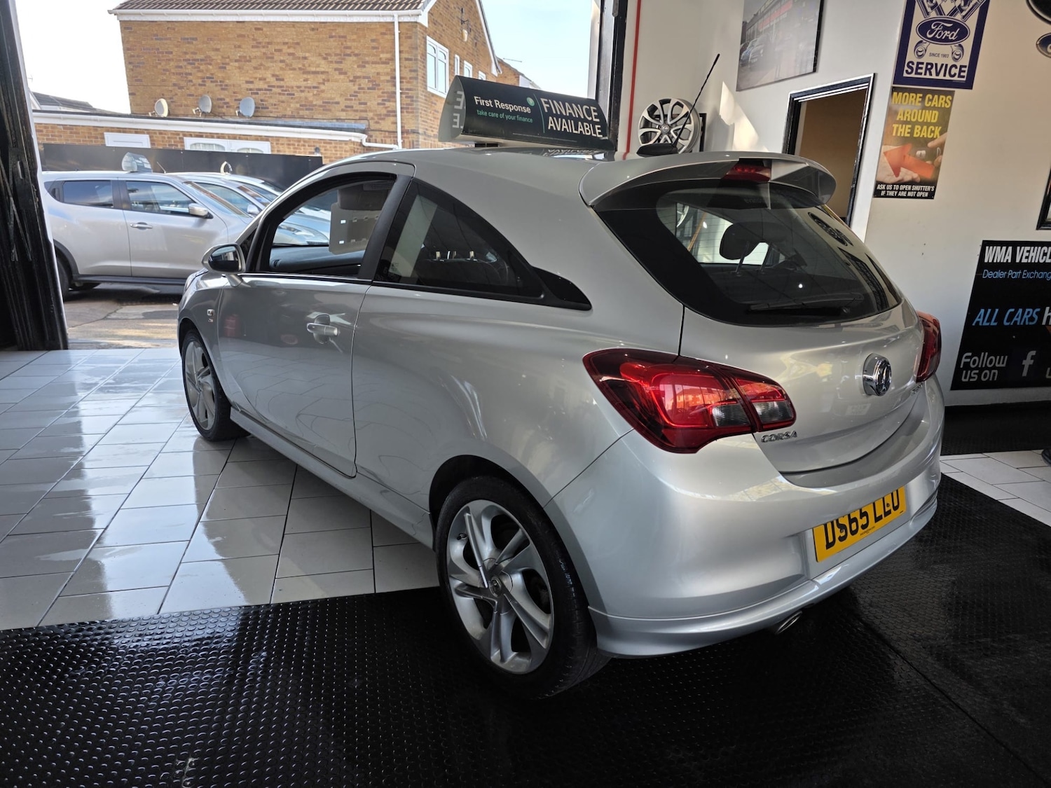 Used Vauxhall Corsa 2015 for sale - 76252659: Photo 6