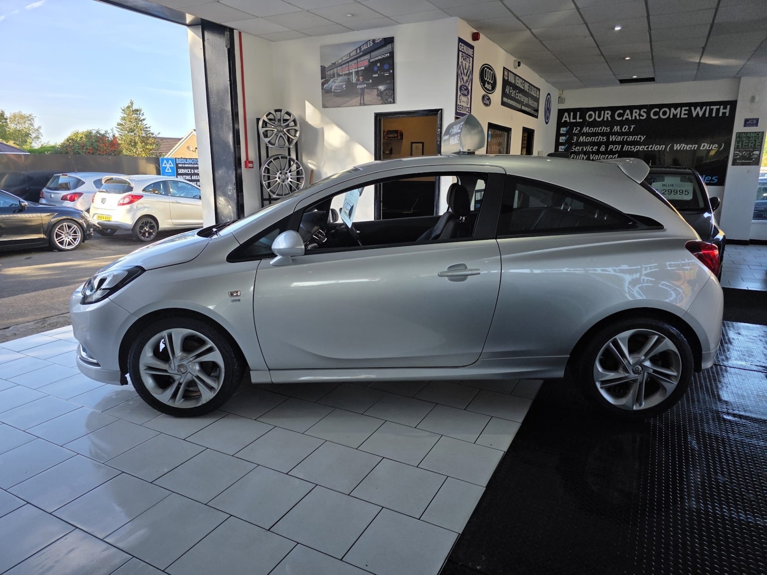 Used Vauxhall Corsa 2015 for sale - 76252659: Photo 7