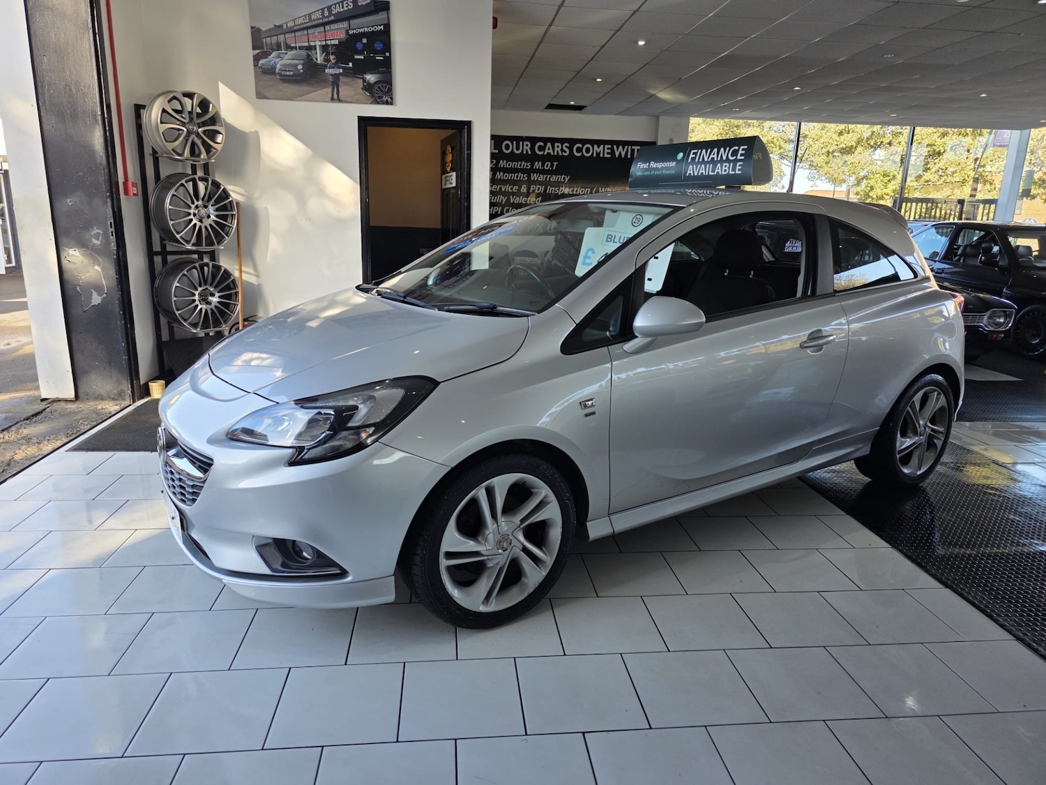 Used Vauxhall Corsa 2015 for sale - 76252659: Photo 8