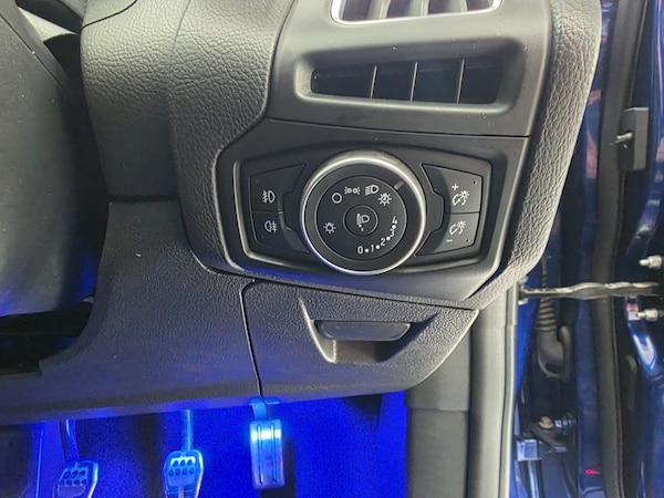 Used Ford Focus 2015 for sale - 75726810: Photo 11