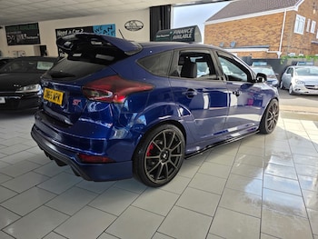 Used Ford Focus 2015 for sale - 75726810: Photo