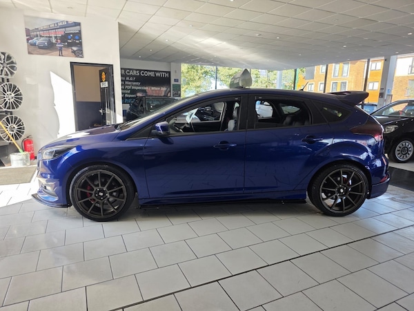 Used Ford Focus 2015 for sale - 75726810: Photo 6