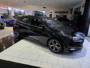 Used Ford Focus 2015 for sale - 76471371: Photo