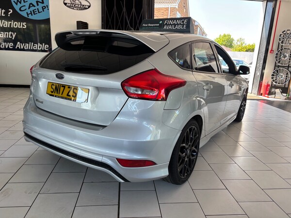 Used Ford Focus 2017 for sale - 74616095: Photo 8