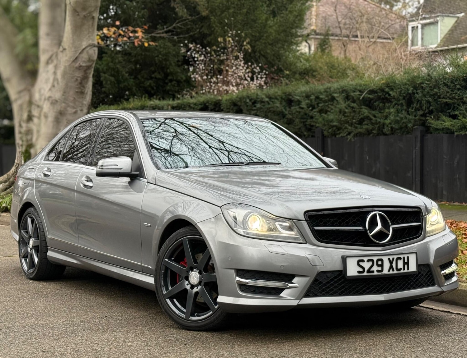 Used Mercedes-Benz C Class 2011 for sale - 76688939: Photo 1