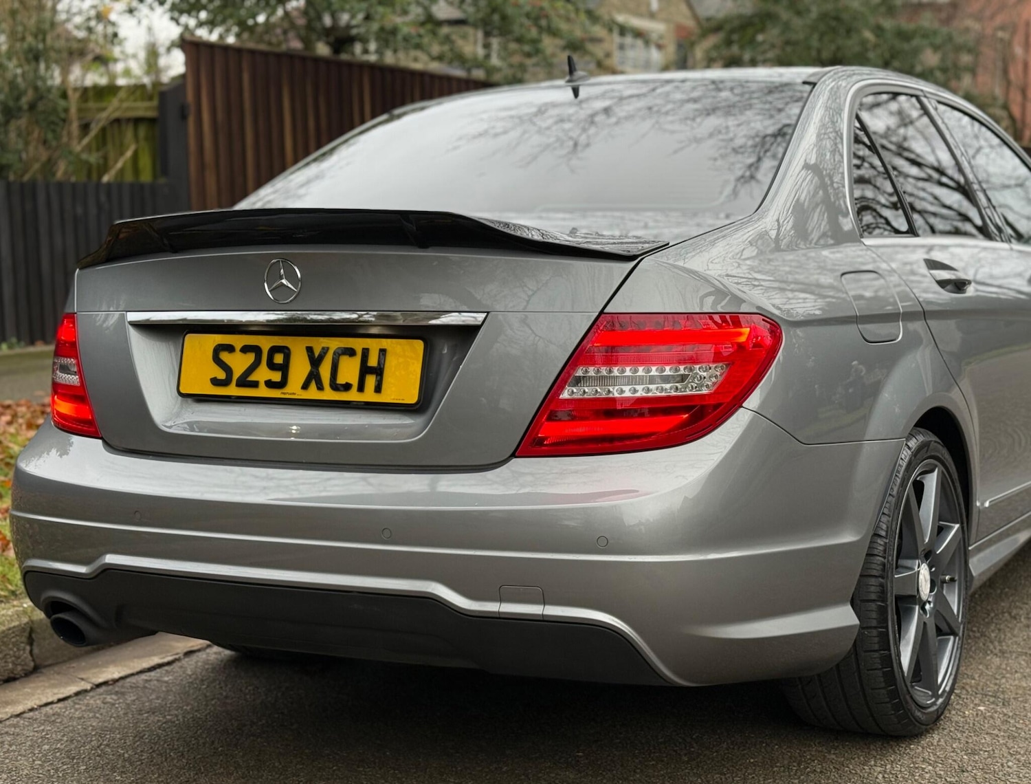 Used Mercedes-Benz C Class 2011 for sale - 76688939: Photo 10