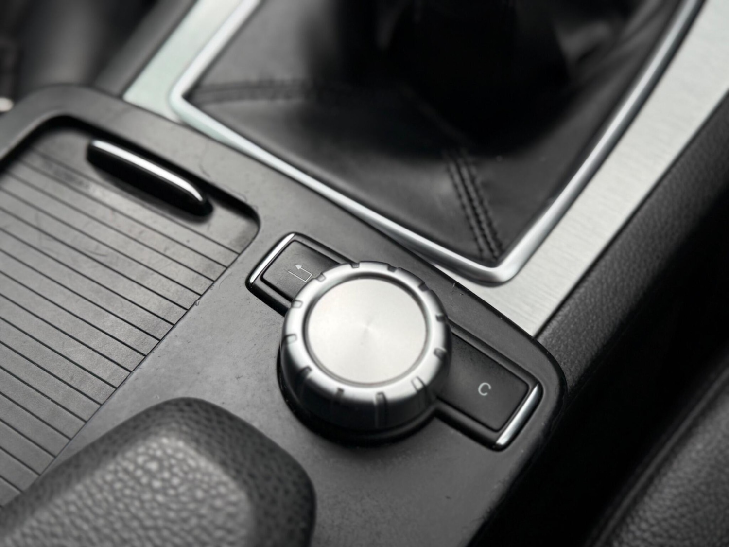 Used Mercedes-Benz C Class 2011 for sale - 76688939: Photo 34