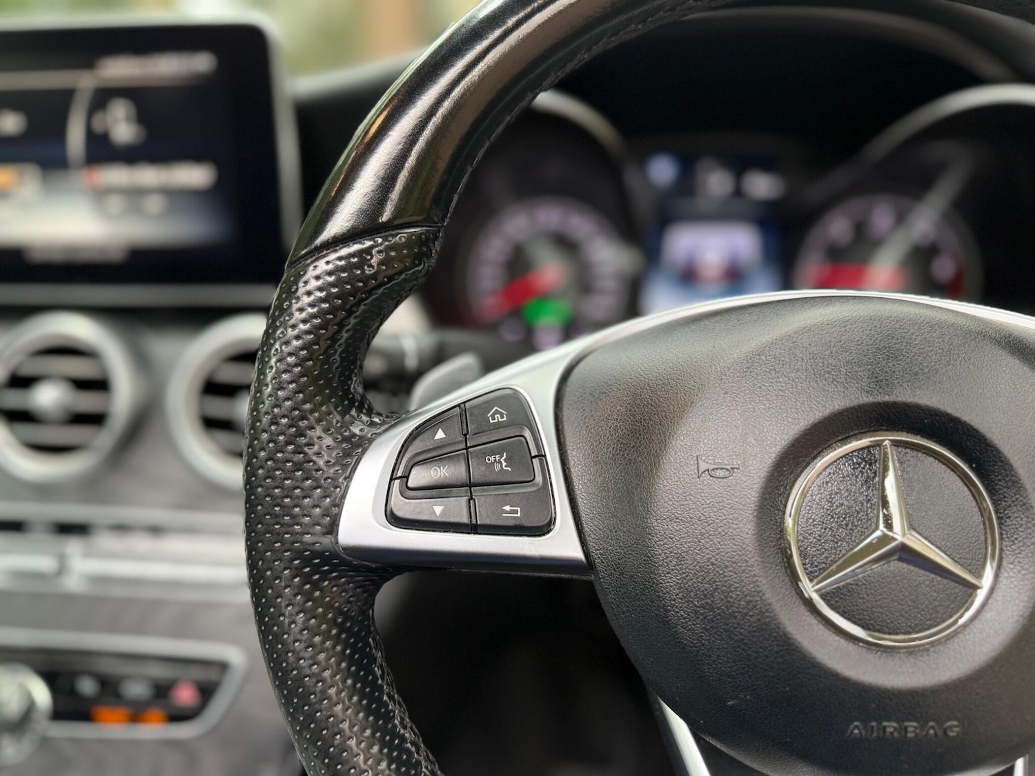 Used Mercedes-Benz C Class 2017 for sale - 76953423: Photo 39