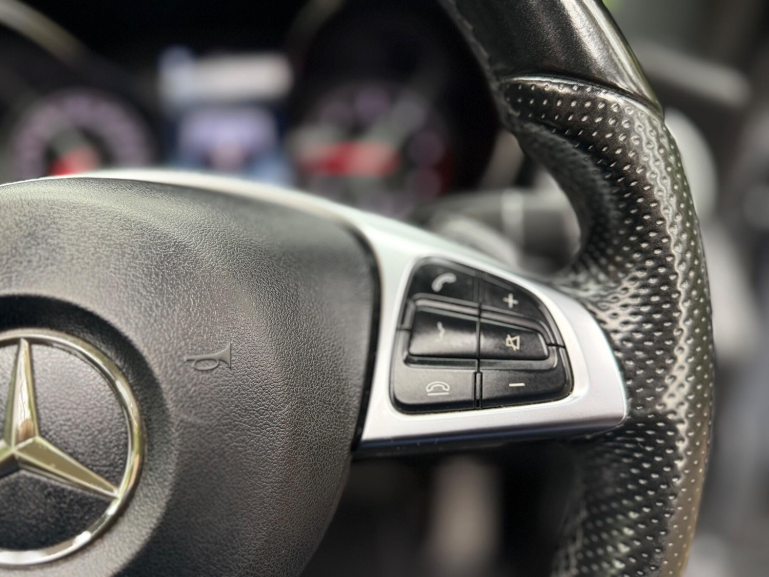 Used Mercedes-Benz C Class 2017 for sale - 76953423: Photo 40