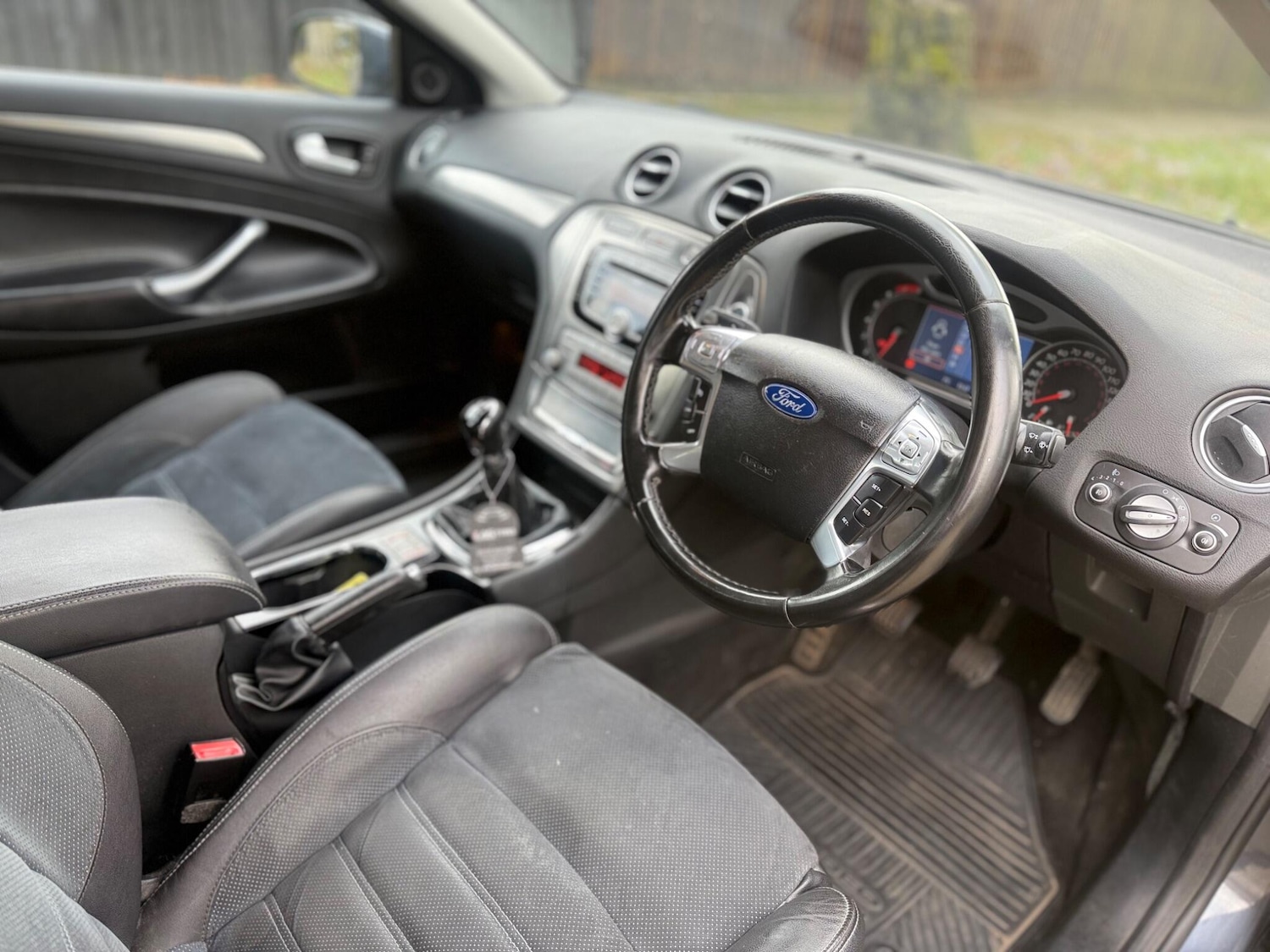 Used Ford Mondeo 2010 for sale - 77598501: Photo 16