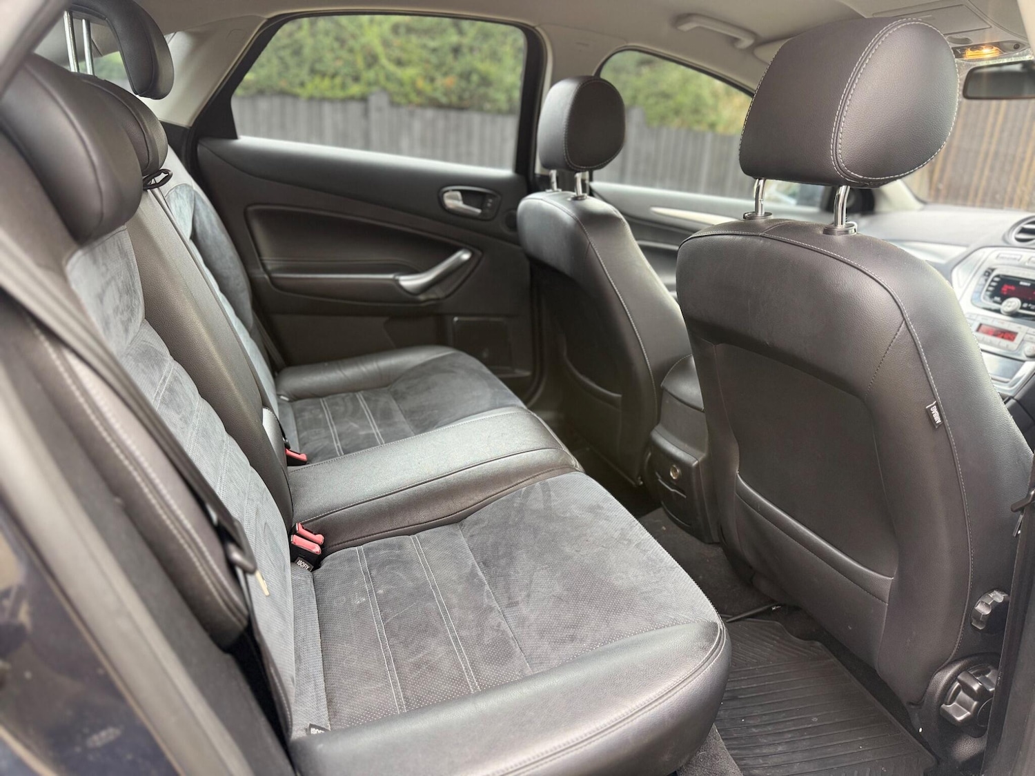 Used Ford Mondeo 2010 for sale - 77598501: Photo 19