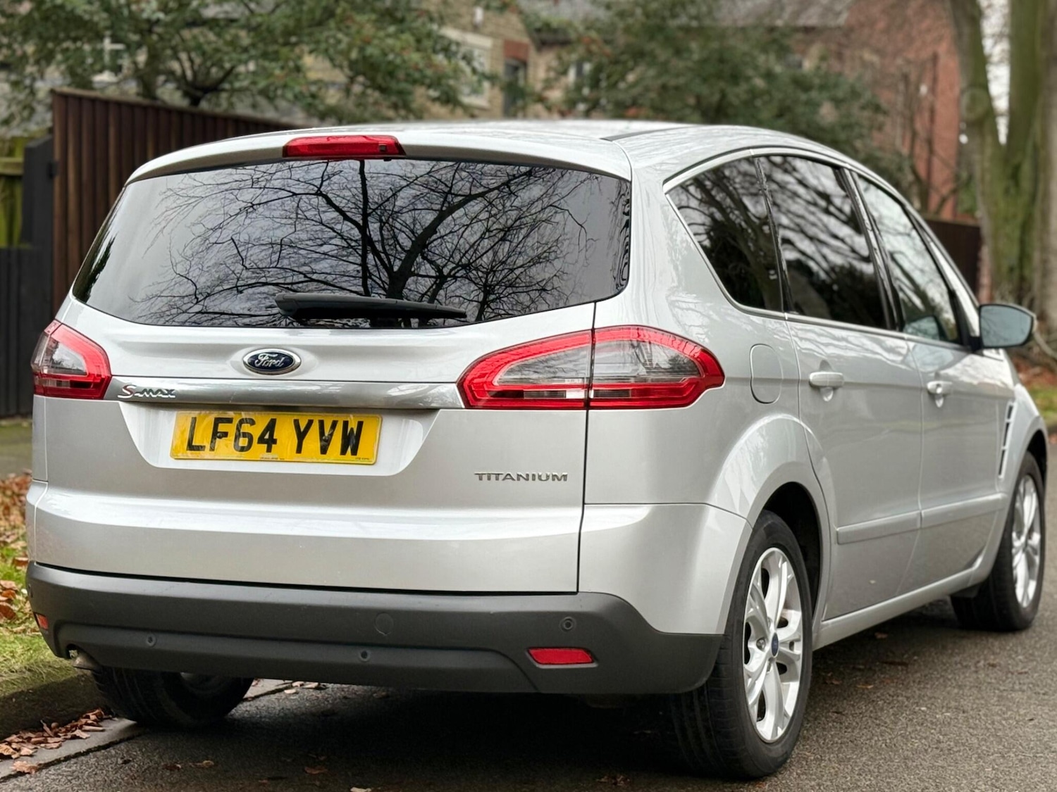 Used Ford S-Max 2014 for sale - 76913557: Photo 4