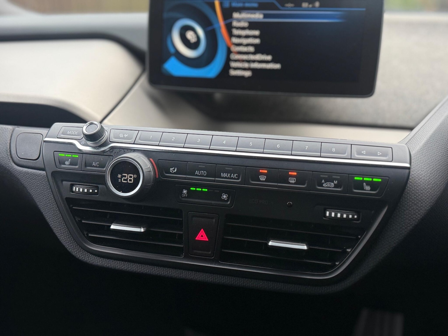 Used BMW i3 2015 for sale - 76975770: Photo 30