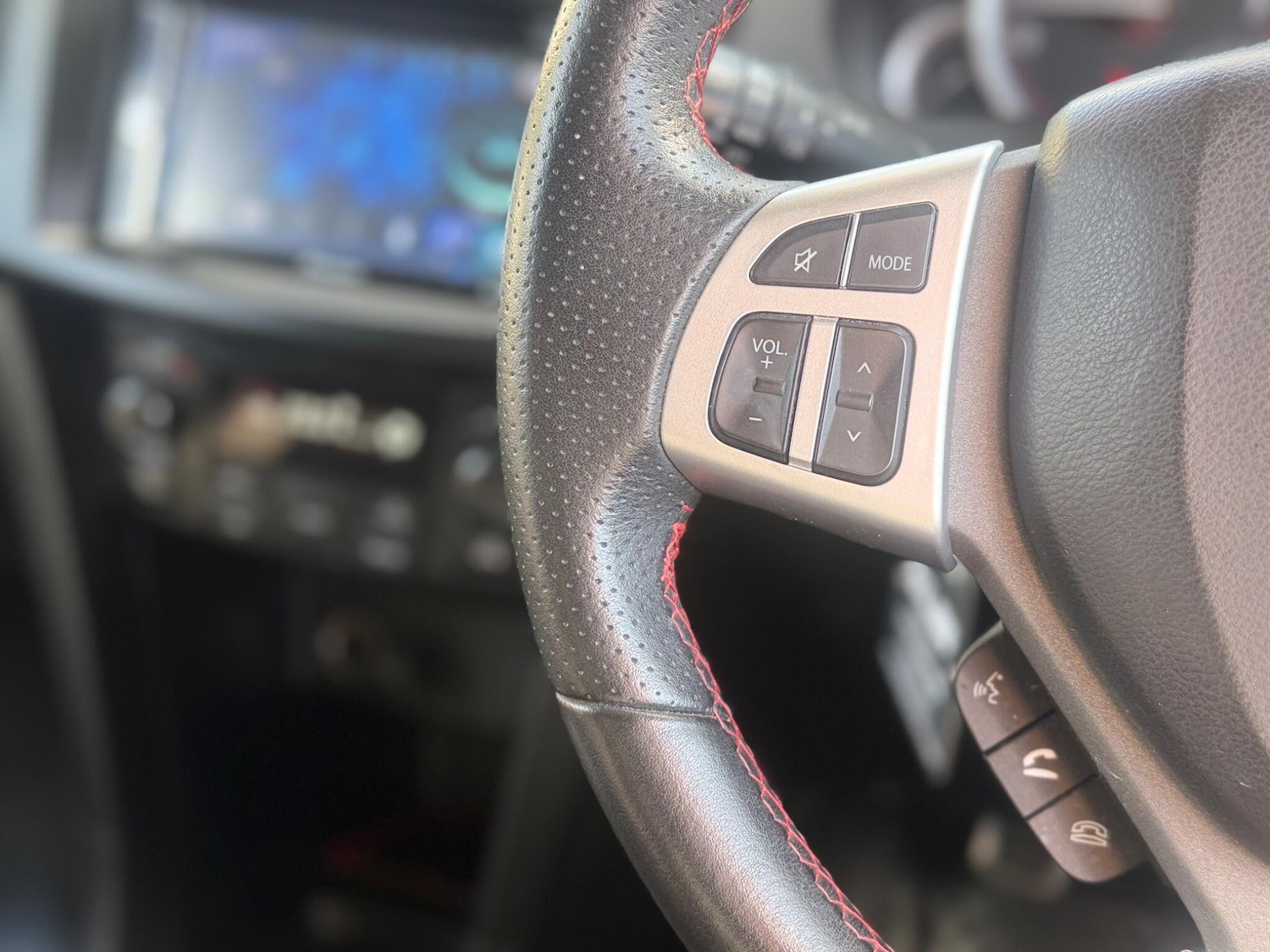 Used Suzuki Swift 2013 for sale - 78086843: Photo 10