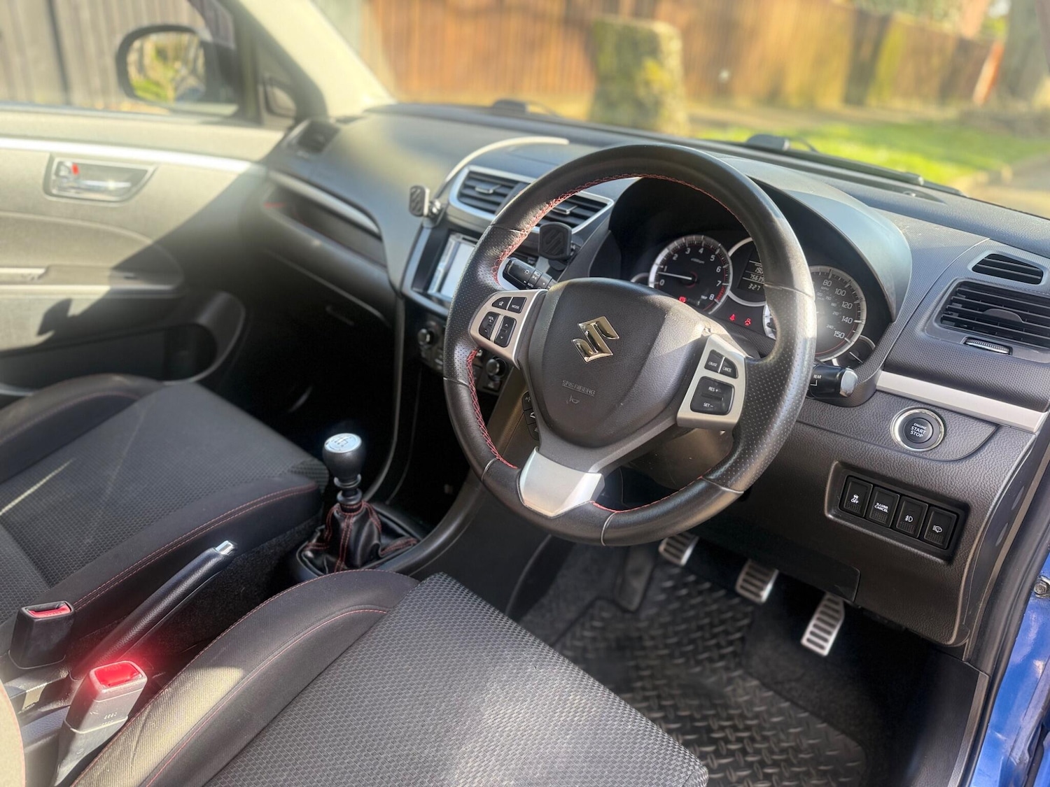 Used Suzuki Swift 2013 for sale - 78086843: Photo 7