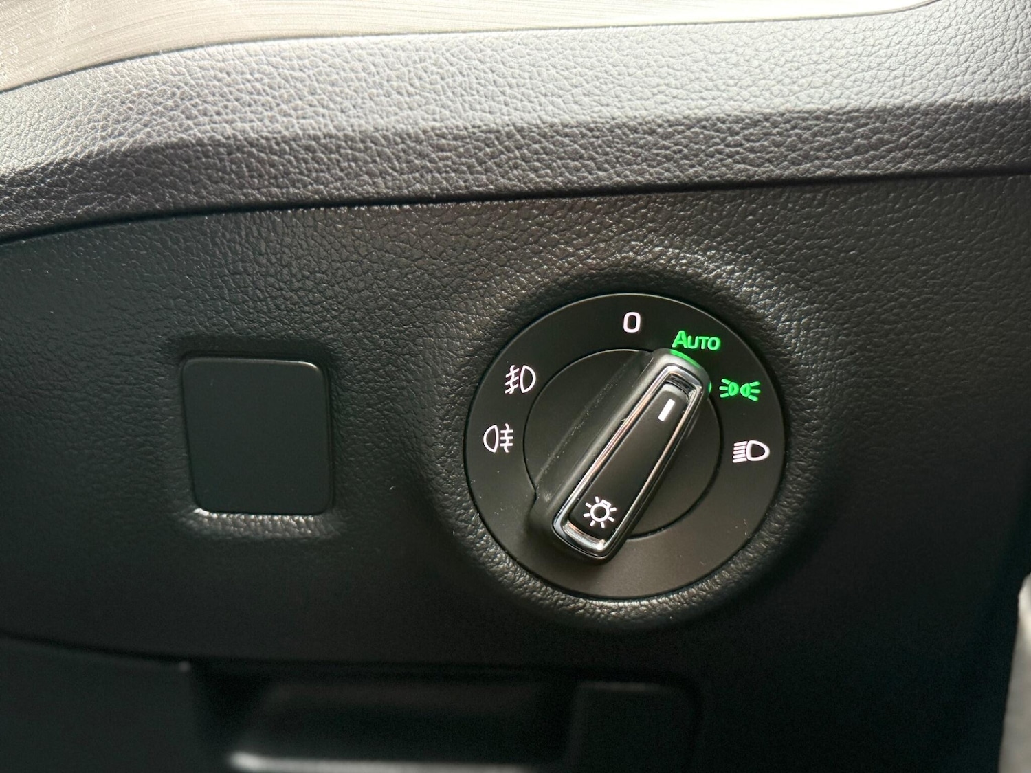 Used Skoda Superb 2020 for sale - 76765744: Photo 43