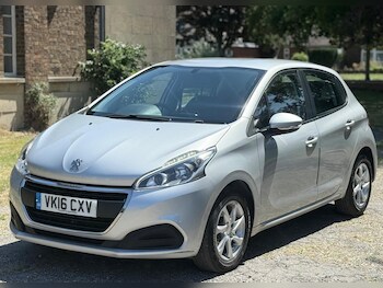 Used Peugeot 208 2016 for sale - 79092897: Photo